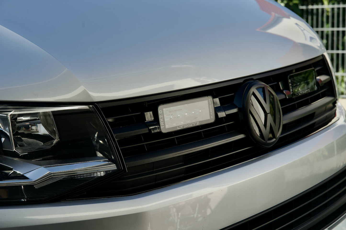 Kühlergrill Halter für Zusatzscheinwerfer - VW T6 Multivan