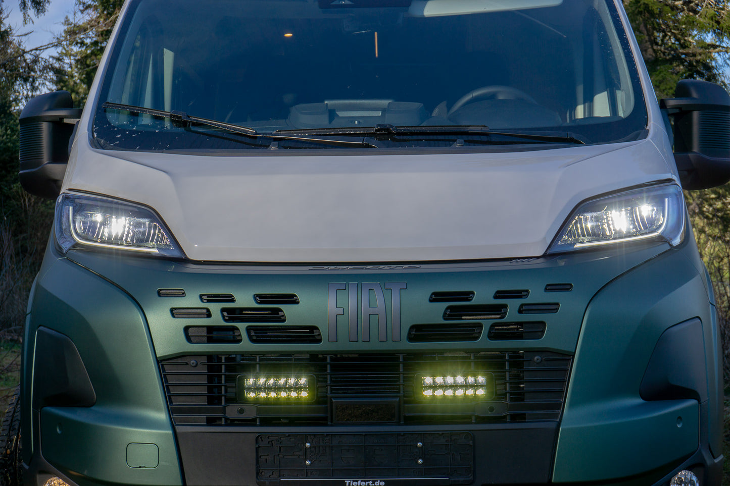 Kühlergrill Halter für Zusatzscheinwerfer - Fiat Ducato Gen. 9