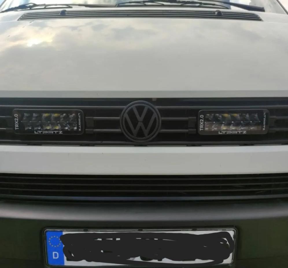 Kühlergrill Halter für Zusatzscheinwerfer - VW T4 Kurz