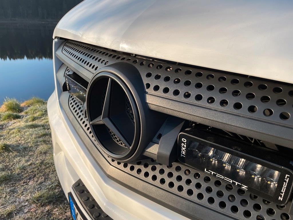 Kühlergrill Halter für Zusatzscheinwerfer - Mercedes Sprinter W906 2013-2018